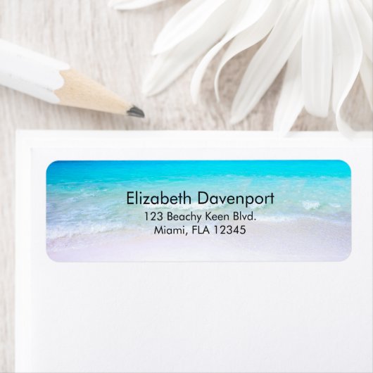 Tropisch strand met Turquoise-Zee Etiket (Insitu)