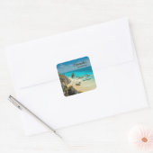 Tropisch strand met wind geveegd palmbomen Verjaar Vierkante Sticker (Envelop)