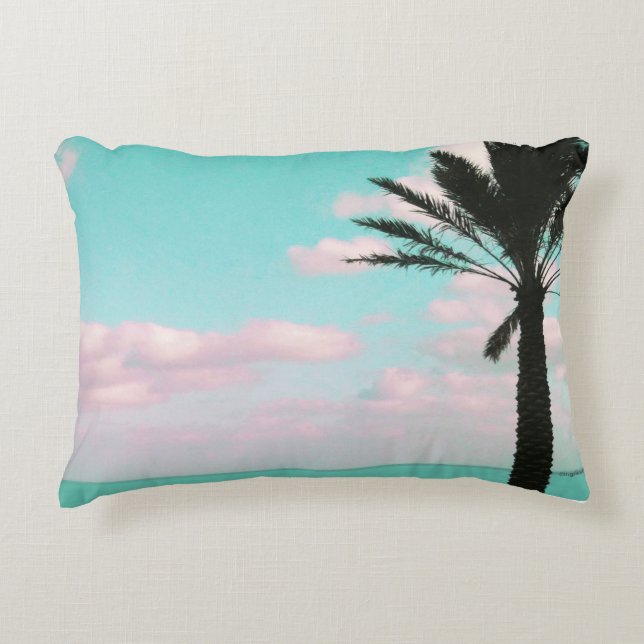 Tropisch strand, oceaanUitzicht, roze wolken, palm Accent Kussen (Voorkant)