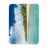 Tropisch strand omzoomd door palmen magneet (Verticaal)