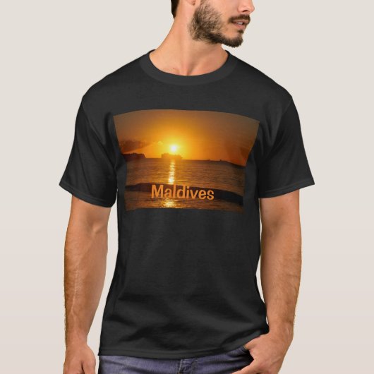 Tropisch strand op de Malediven T-shirt (Voorkant)