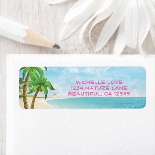 Tropisch strand, palmbomen en roze tekstadres etiket (Insitu)