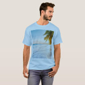 Tropisch strand T-shirt bij zonsondergang (Voorkant volledig)