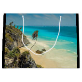 Tropisch strandparadijs met palmbomen groot cadeauzakje (Voorkant)