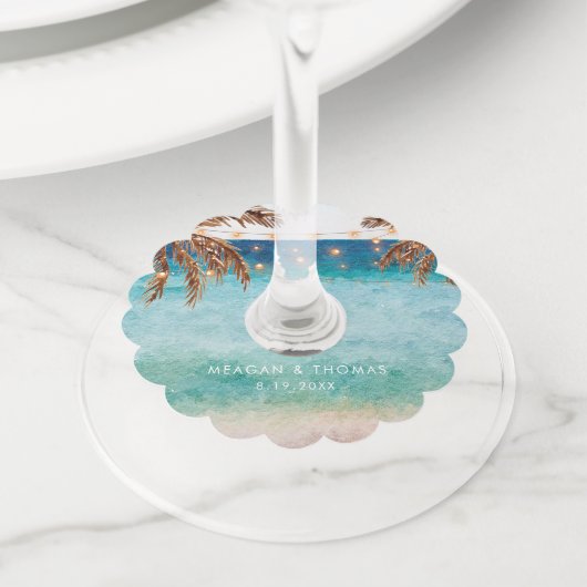 tropisch strandtafereel met palmbomen wijnglaslabel (Dichtbij)