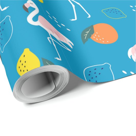 Tropisch thema Flamingo Fruits on Blue Background Cadeaupapier (Rol Hoek)