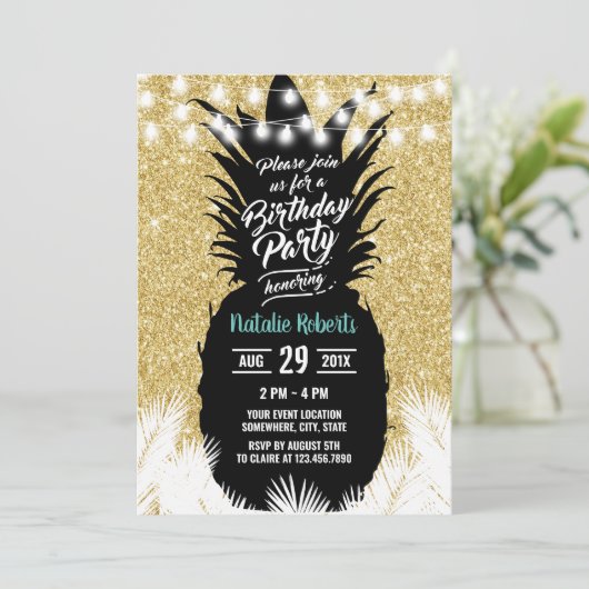 Tropische anananas Modern Gold Glitter Birthday Kaart (Staand voorkant)