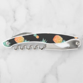 Tropische anananassolmonogram flesje zwart kurkentrekker (Achterkant)