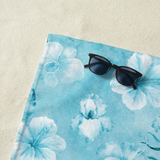 Tropische Aqua White Orchids Hibiscus Floral Strandlaken (In situ)