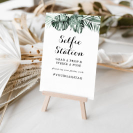 Tropische begroeiing Witte Bloemige Selfie Station Poster