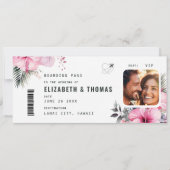 Tropische Bestemming Boarding Pass Bloemenbruiloft Kaart (Voorkant)