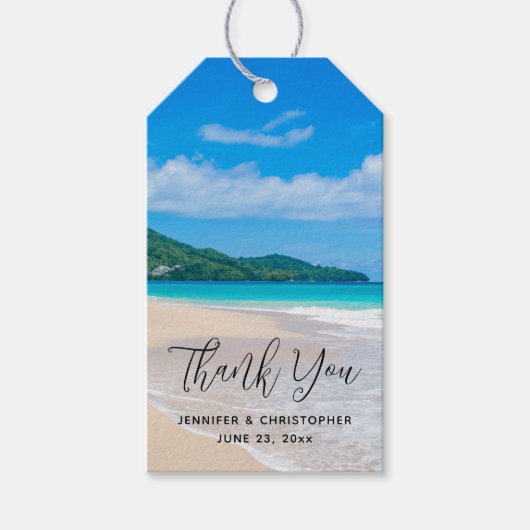 Tropische bestemming Schilderachtig strand bruilof Cadeaulabel (Voorkant)