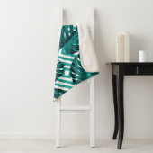 Tropische bladeren: bloemig naadloos patroon. sherpa deken (In situ)