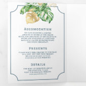 Tropische bladeren Dusty Blue Wereldkaart bruiloft Drieluik Uitnodiging (Binnenzijde eerst)