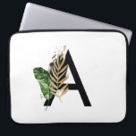 Tropische bladeren Faux Gold Foil Letter A Monogra Laptop Sleeve<br><div class="desc">Tropical Leaves Faux Gold Folie Letter Een Monogram Laptop Mouw | Boho monogram laptophoes met waterverf tropische bladeren met faux gouden folie accent. Deze tropische laptophoes is perfect voor de zomer. Dit ontwerp is beschikbaar in andere items.</div>