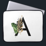 Tropische bladeren Faux Gold Foil Letter A Monogra Laptop Sleeve<br><div class="desc">Tropical Leaves Faux Gold Folie Letter Een Monogram Laptop Mouw | Boho monogram laptophoes met waterverf tropische bladeren met faux gouden folie accent. Deze tropische laptophoes is perfect voor de zomer. Dit ontwerp is beschikbaar in andere items.</div>