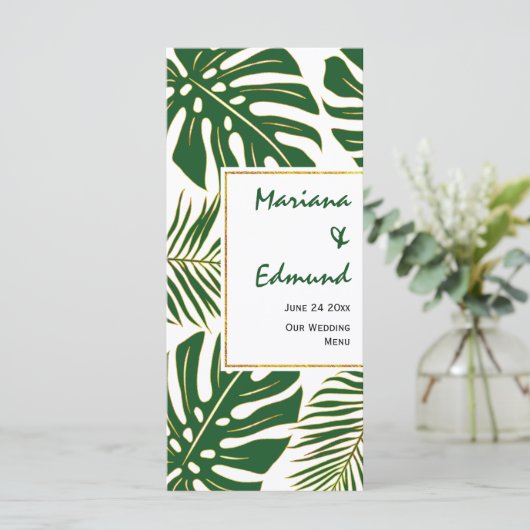 Tropische bladeren groen en goud bruiloft menukaar menu (Staand voorkant)
