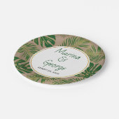 Tropische bladeren moderne groene, gouden bruiloft papieren bordje (Gekanteld)