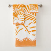 Tropische bladeren Oranje in witte Fancy trim Bad Handdoek (Insitu)