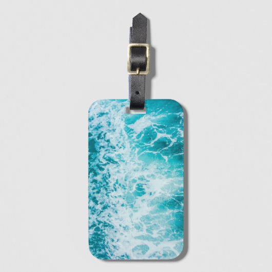 Tropische blauwe golven in de Oceaan Bagagelabel (Voorkant (verticaal))