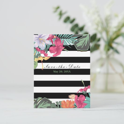Tropische Bloemen Bladeren Chic Save the Date Aankondigingskaart (Staand voorkant)