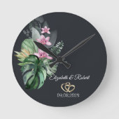 Tropische bloemen donkere bruiloft ronde klok (Voorkant)