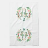 Tropische Bloemen Seahorse Paar Monogrammed Theedoek (Verticaal)