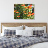 Tropische boom | Oranje bloemen Canvas Afdruk (Insitu (Slaapkamer))
