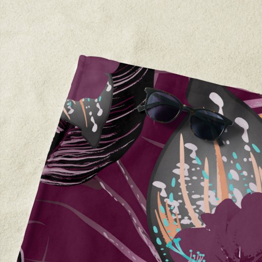 Tropische Bourgogne Hibiscus Floral Strandlaken (In situ)