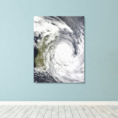 Tropische Cyclone Gael van Madagascar 2 Canvas Afdruk (Insitu (Houten vloer))