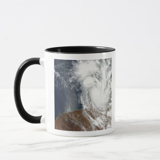 Tropische Cyclone Laurence Mok (Links)