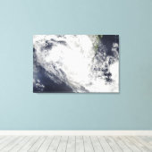 Tropische cycloon Fami hangt boven Madagaskar Canvas Afdruk (Insitu (Houten vloer))