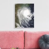 Tropische cycloon Favio over Mozambique Canvas Afdruk (Insitu (Woonkamer))
