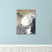 Tropische cycloon Gonu op het Arabische Zee Canvas Afdruk (Insitu (Houten vloer))