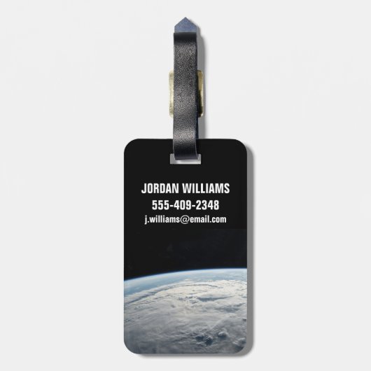 tropische cycloon idai boven de kust van afrika. bagagelabel (Achterkant verticaal)