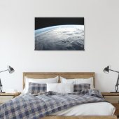 tropische cycloon idai boven de kust van afrika. canvas afdruk (Insitu (Slaapkamer))