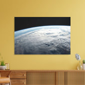 tropische cycloon idai boven de kust van afrika. canvas afdruk (Insitu (Woonkamer))