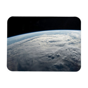 tropische cycloon idai boven de kust van afrika. magneet