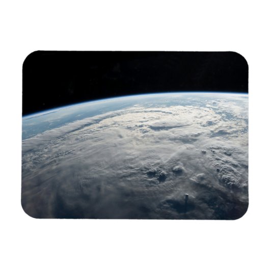 tropische cycloon idai boven de kust van afrika. magneet (Horizontaal)