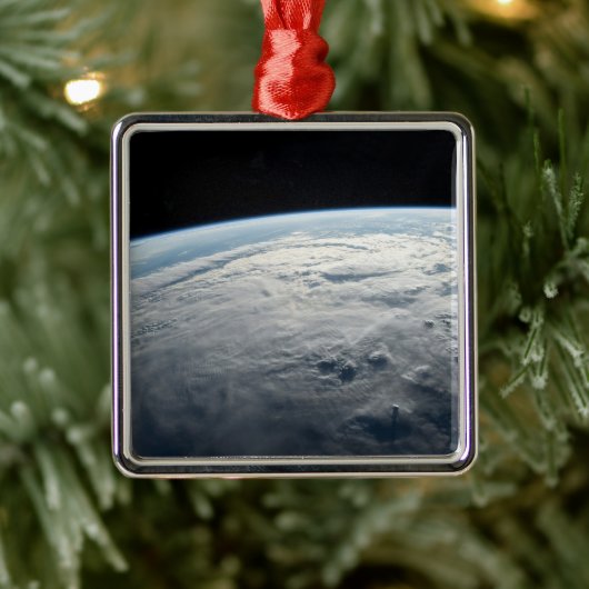 tropische cycloon idai boven de kust van afrika. metalen ornament (Boom)