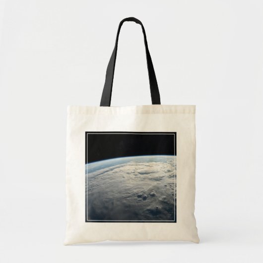 tropische cycloon idai boven de kust van afrika. tote bag (Voorkant)