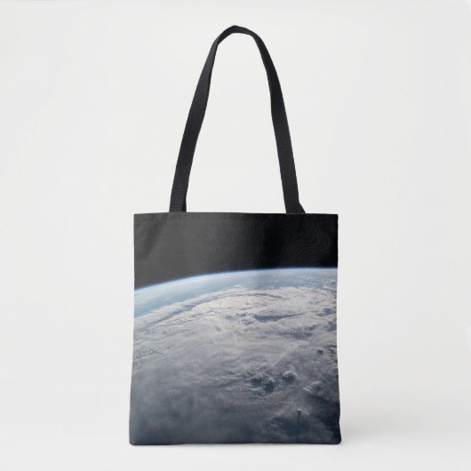 tropische cycloon idai boven de kust van afrika. tote bag (Voorkant)