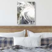 Tropische cycloon Ivan nadert Madagaskar Canvas Afdruk (Insitu (Slaapkamer))