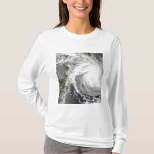Tropische cycloon Ivan nadert Madagaskar T-shirt