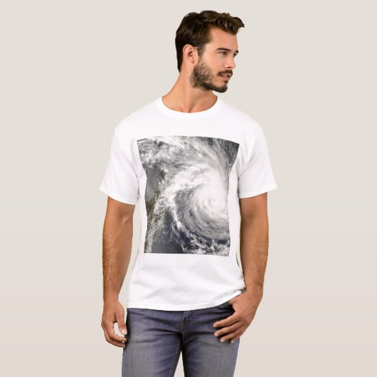 Tropische cycloon Ivan nadert Madagaskar T-shirt (Voorkant volledig)