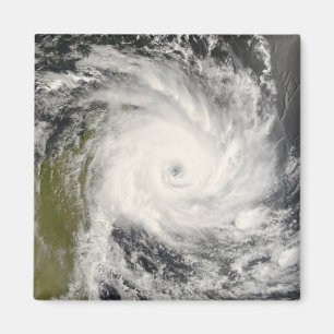 Tropische cycloon Ivan over Madagascar Magneet