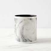 Tropische cycloon Jokwe Tweekleurige Koffiemok (Center)