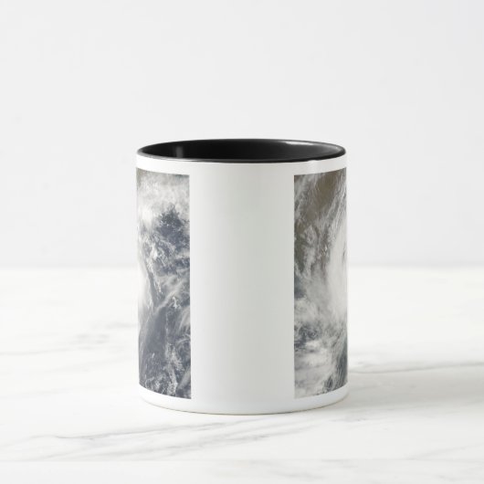 Tropische cycloon Laila Mok (Midden)