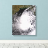 Tropische cycloon Nargis Canvas Afdruk (Insitu (Houten vloer))