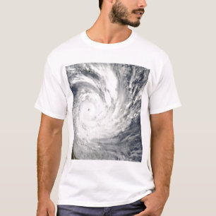 Tropische cycloon Yasi over Australië T-shirt